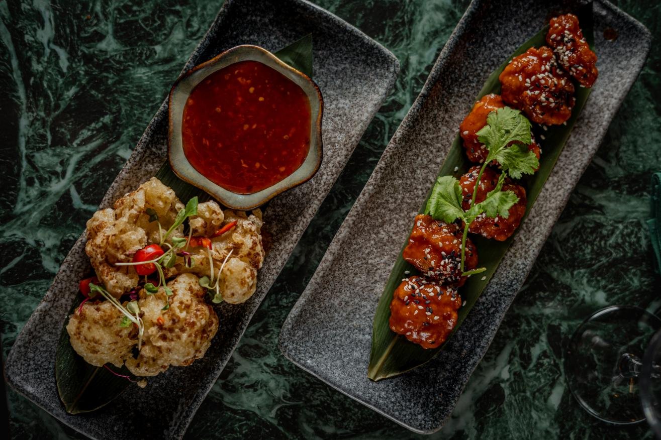 Private dining for large groups at Hà Nôi